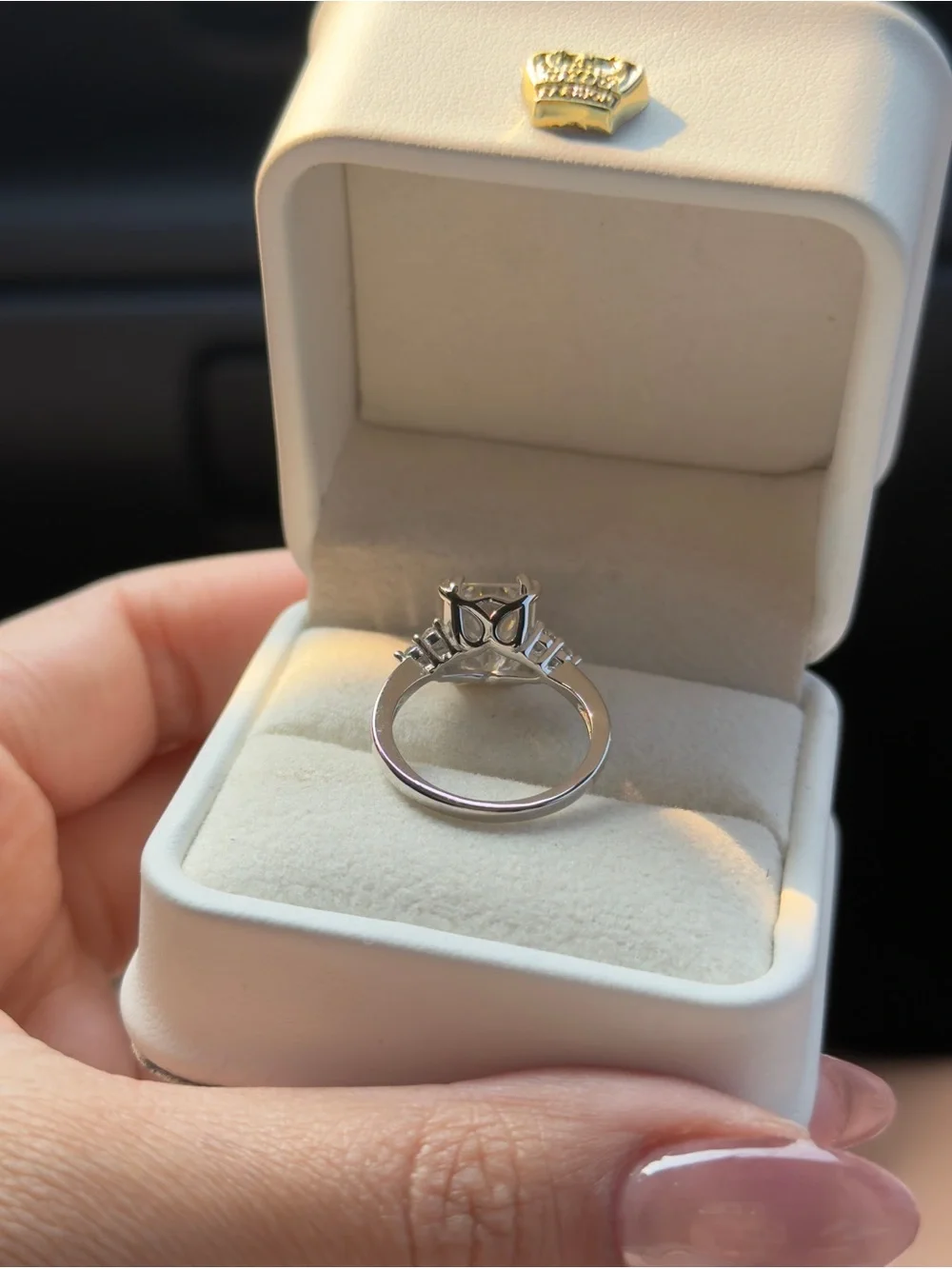 4ct Emerald cut moissanite vvs1 color D engagement ring sz6